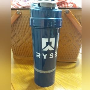 20oz Cyclone Shaker cup Brand new never used.